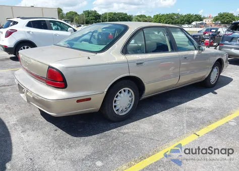 1996 Oldsmobile 88 Ls z USA, uszkodzony, nr VIN 1G3HN52K6T4828387